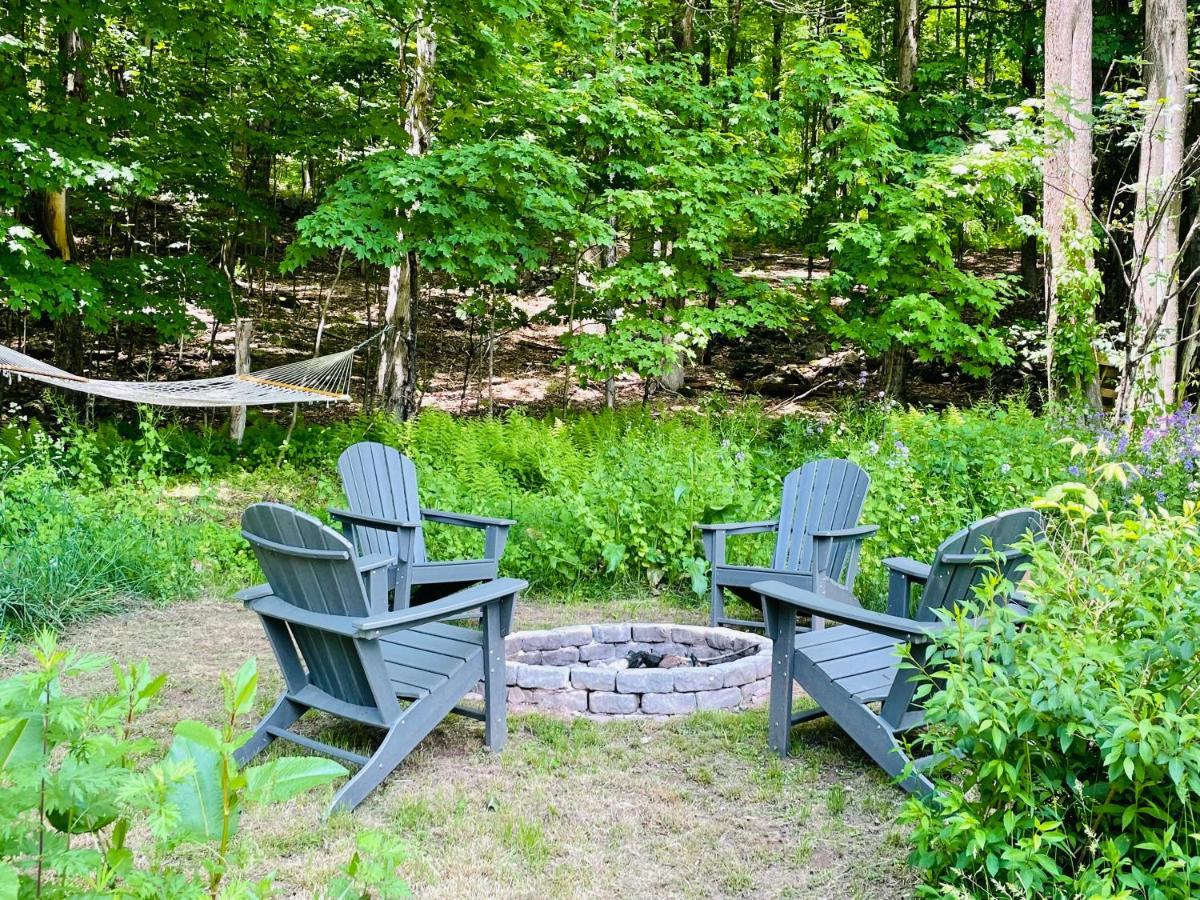 Cozy Cottage With Jacuzzi And Fire Pit And Reading Nook! Livingston Manor Εξωτερικό φωτογραφία