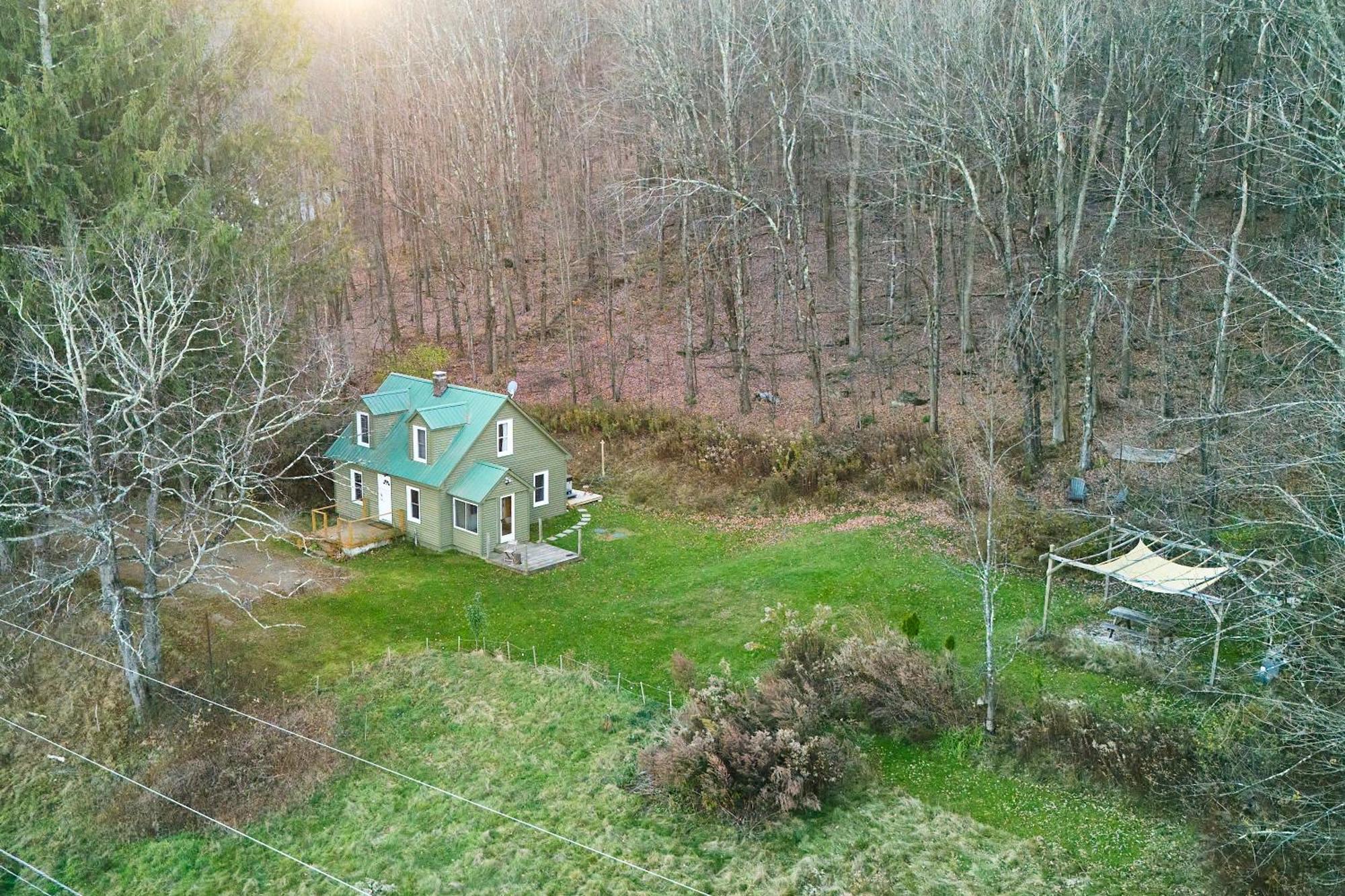 Cozy Cottage With Jacuzzi And Fire Pit And Reading Nook! Livingston Manor Εξωτερικό φωτογραφία